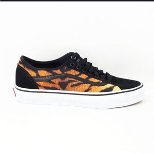 NWOT Vans Tiger Stripe Classic Old Skool Sneakers- Women’s Size 6.5